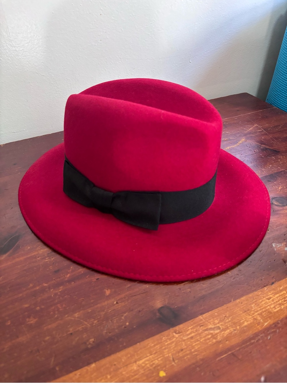 Amanda Smith 100% Wool Made in Italy Red Wool Fedora with Black Band